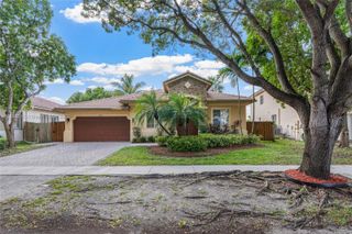 22032 SW 95th Pl, Cutler Bay, FL 33190