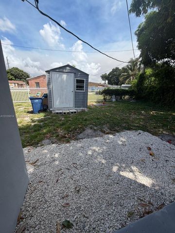 1861 NW 163rd St, Miami Gardens, FL 33054