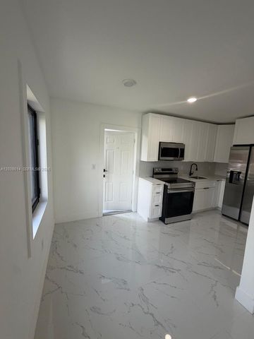 1861 NW 163rd St, Miami Gardens, FL 33054