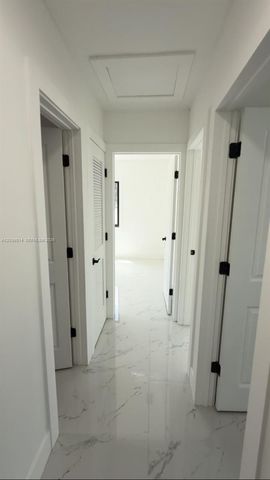 1861 NW 163rd St, Miami Gardens, FL 33054