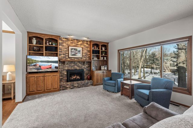 115 Woodridge Lane, Lino Lakes, MN 55014