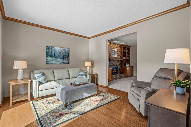 115 Woodridge Lane, Lino Lakes, MN 55014