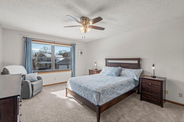 115 Woodridge Lane, Lino Lakes, MN 55014