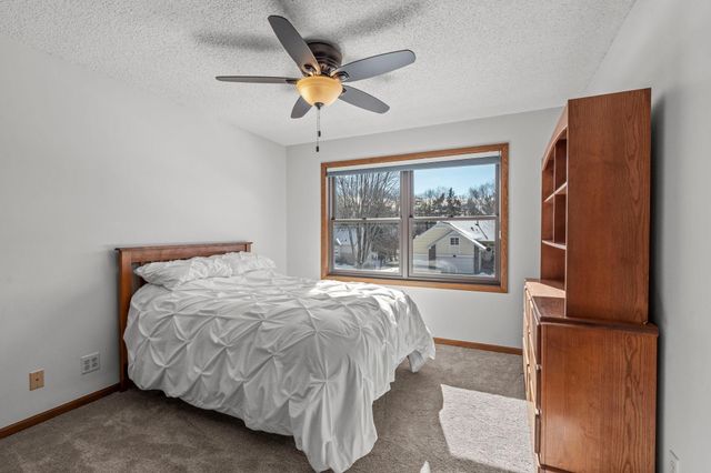 115 Woodridge Lane, Lino Lakes, MN 55014