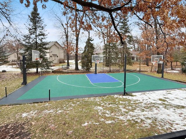 115 Woodridge Lane, Lino Lakes, MN 55014