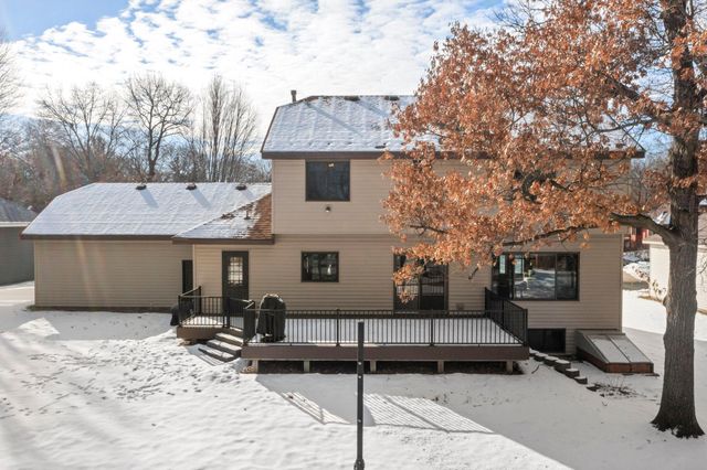 115 Woodridge Lane, Lino Lakes, MN 55014