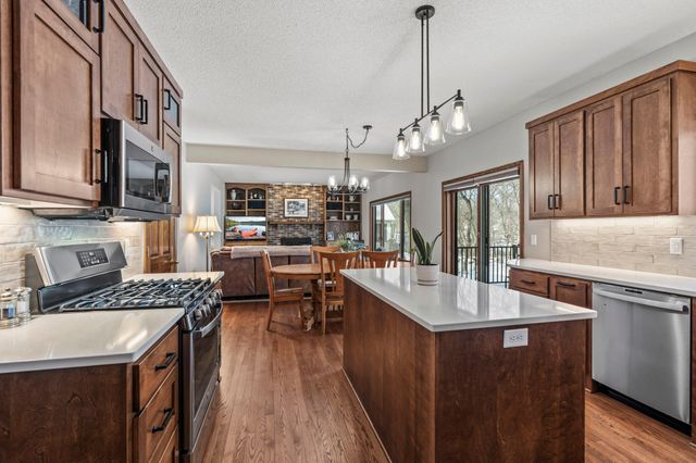 115 Woodridge Lane, Lino Lakes, MN 55014