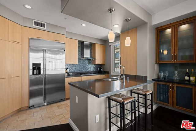 556 Caruso Avenue, Glendale, CA 91210