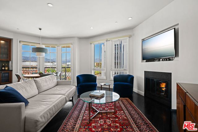 556 Caruso Avenue, Glendale, CA 91210