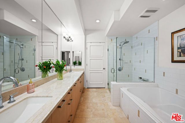 556 Caruso Avenue, Glendale, CA 91210
