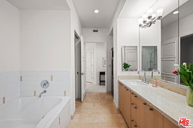 556 Caruso Avenue, Glendale, CA 91210