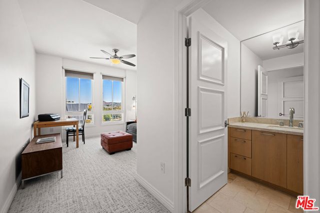 556 Caruso Avenue, Glendale, CA 91210