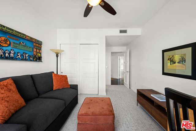 556 Caruso Avenue, Glendale, CA 91210