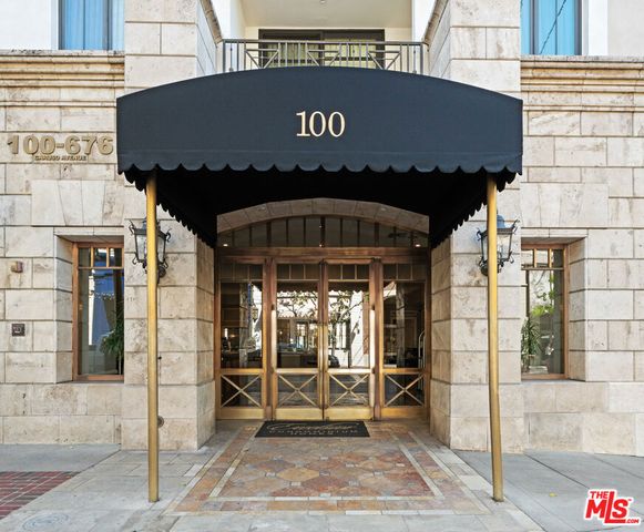 556 Caruso Avenue, Glendale, CA 91210
