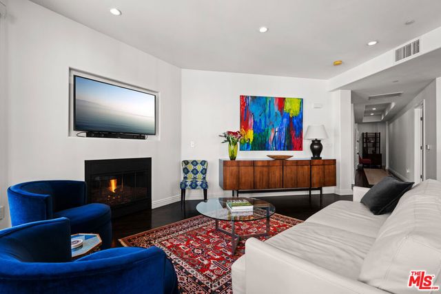 556 Caruso Avenue, Glendale, CA 91210