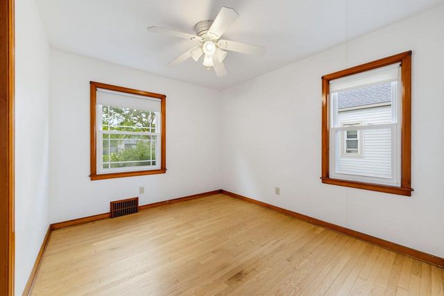 3832 S Herman STREET, Milwaukee, WI 53207