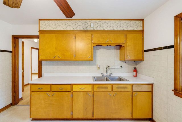 3832 S Herman STREET, Milwaukee, WI 53207