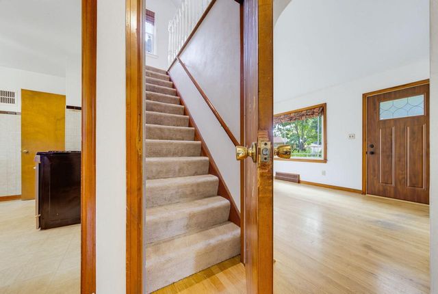 3832 S Herman STREET, Milwaukee, WI 53207