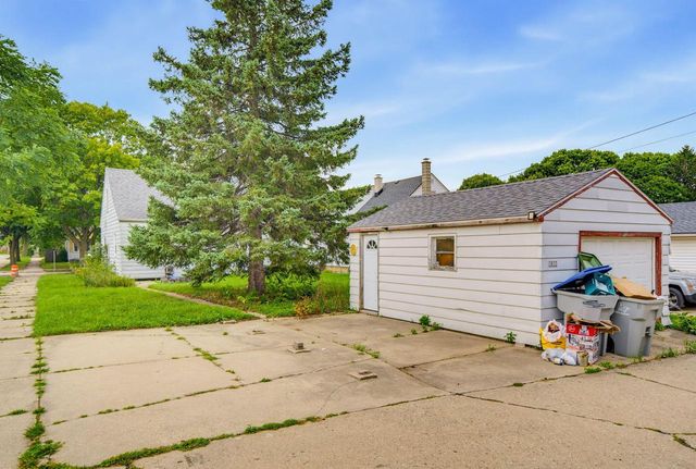 3832 S Herman STREET, Milwaukee, WI 53207