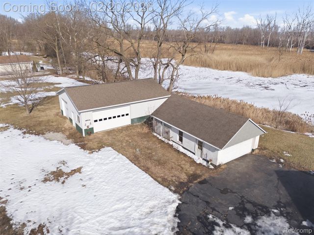 7775 S Huron River Drive, Berlin Charter Township, MI 48179