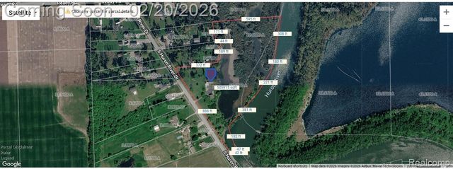 7775 S Huron River Drive, Berlin Charter Township, MI 48179