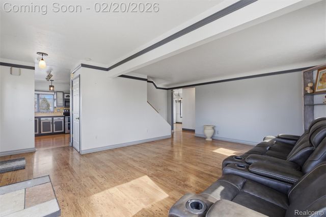 7775 S Huron River Drive, Berlin Charter Township, MI 48179