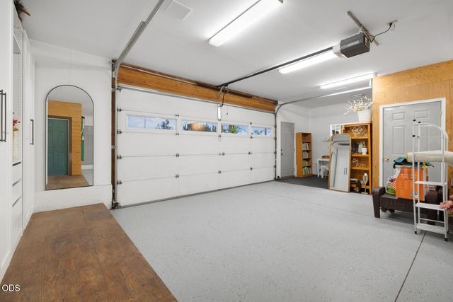 21589 Bear Creek Road, Bend, OR 97701
