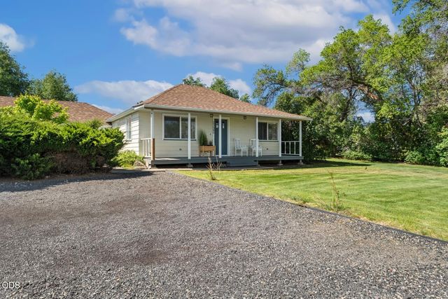 21589 Bear Creek Road, Bend, OR 97701