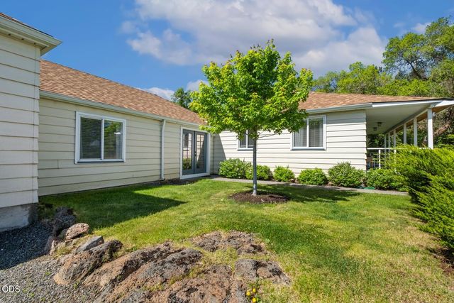 21589 Bear Creek Road, Bend, OR 97701