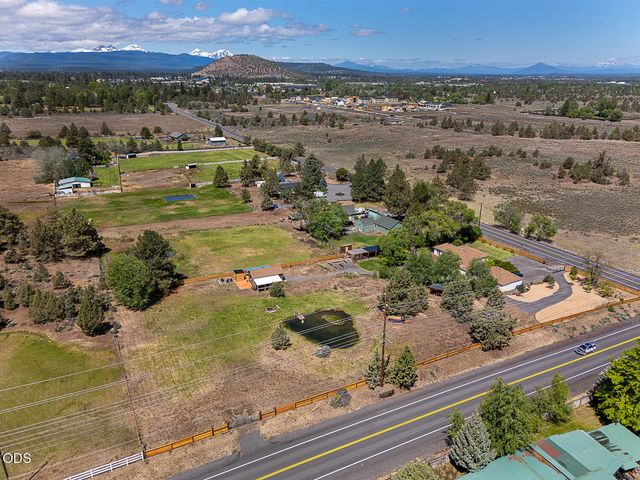 21589 Bear Creek Road, Bend, OR 97701