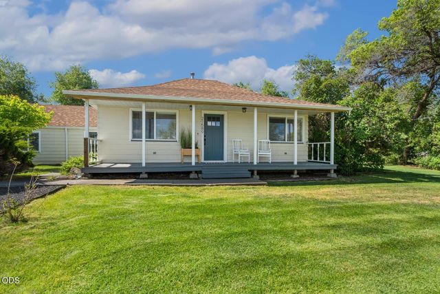 21589 Bear Creek Road, Bend, OR 97701
