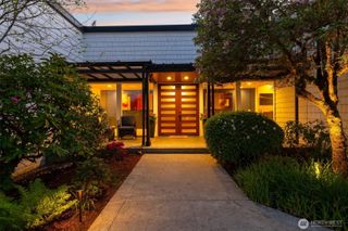1070 185th Avenue NE, Bellevue, WA 98008
