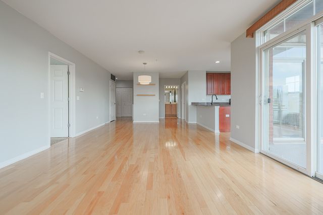 7243 Madison Street 318, Forest Park, IL 60130