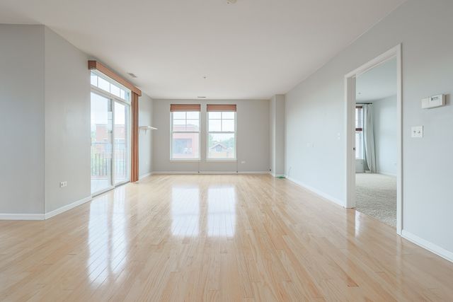 7243 Madison Street 318, Forest Park, IL 60130