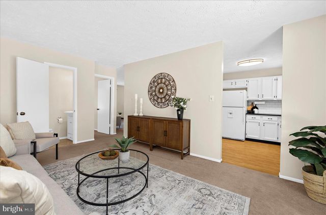 2645 COX NECK RD, Chester, MD 21619