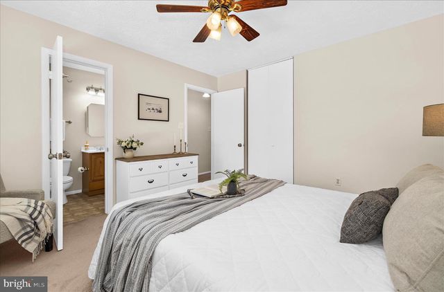 2645 COX NECK RD, Chester, MD 21619