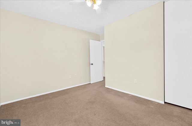2645 COX NECK RD, Chester, MD 21619