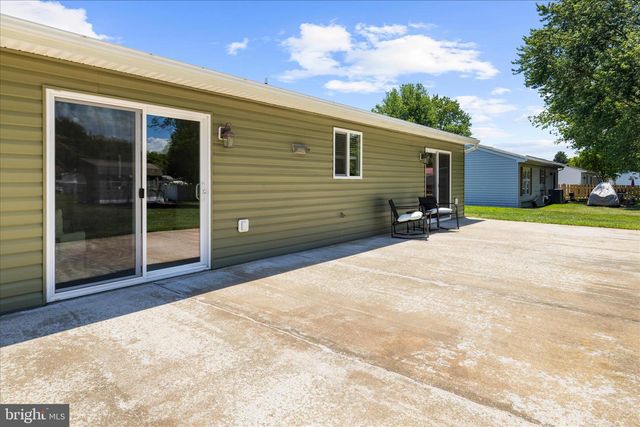 2645 COX NECK RD, Chester, MD 21619