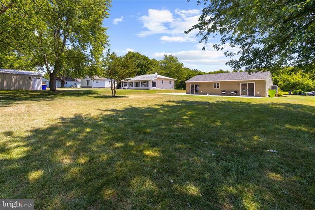 2645 COX NECK RD, Chester, MD 21619