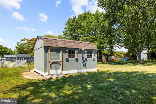 2645 COX NECK RD, Chester, MD 21619