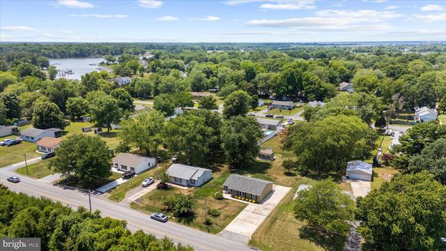 2645 COX NECK RD, Chester, MD 21619