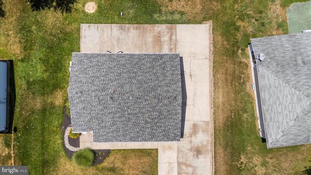 2645 COX NECK RD, Chester, MD 21619