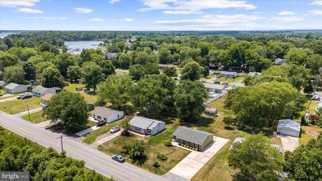 2645 COX NECK RD, Chester, MD 21619