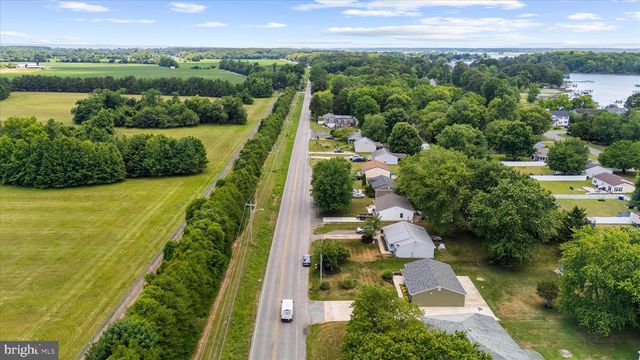 2645 COX NECK RD, Chester, MD 21619
