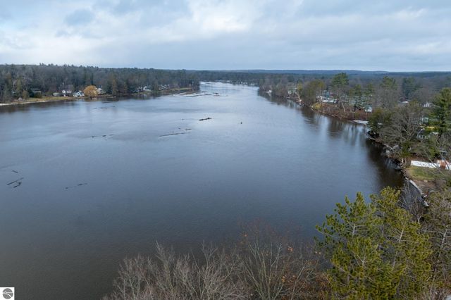 11103 Birch Park Drive, Stanwood, MI 49346