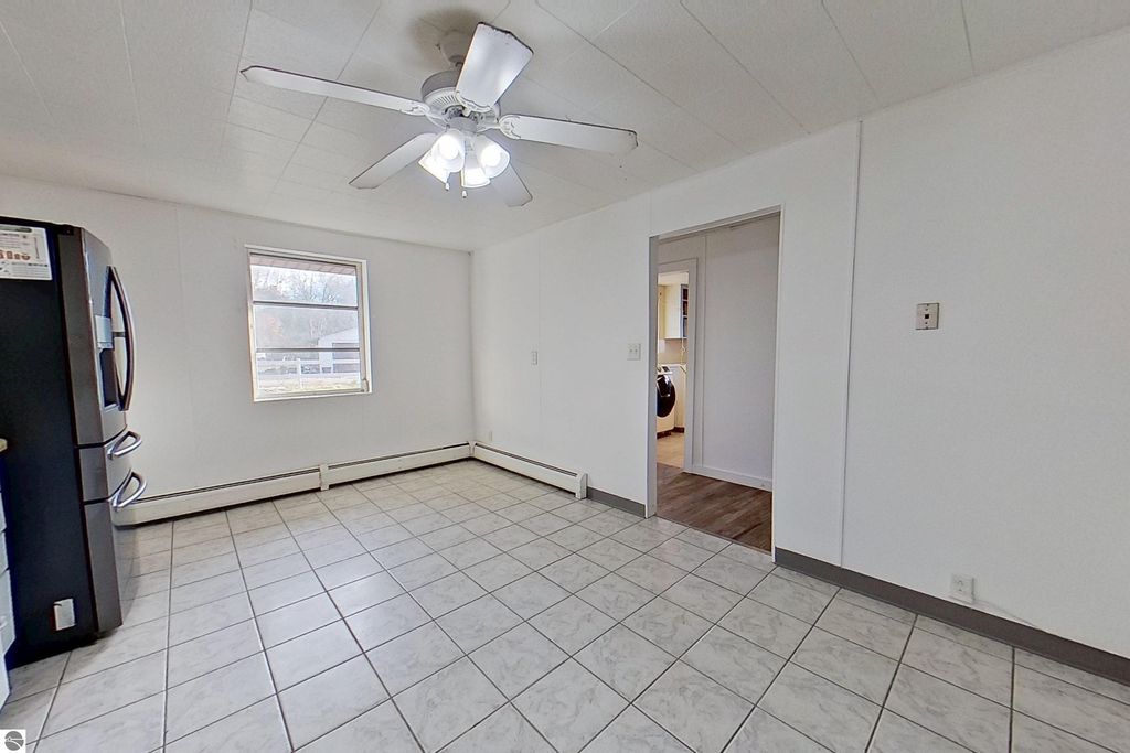 Image 20 of property listing at 11103 Birch Park Drive, Stanwood, MI 49346