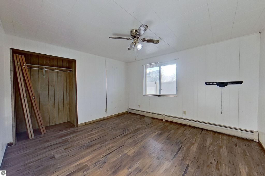 Image 25 of property listing at 11103 Birch Park Drive, Stanwood, MI 49346