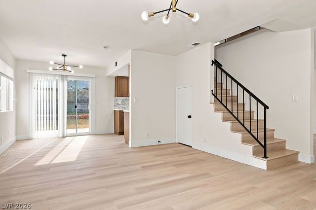 7045 Brown Derby Circle, Las Vegas, NV 89128