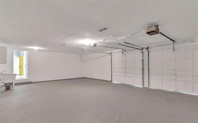 3721 Chiltern Court, Lithonia, GA 30038