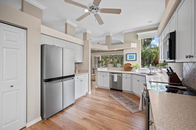 542 MISTY PINE DRIVE, Venice, FL 34292